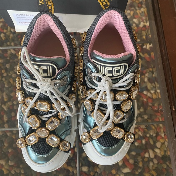 COPY - 100% Autentic Gucci FlashTrek gym shoes - Picture 4 of 7